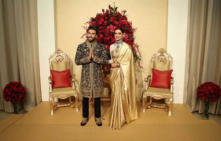 ফটোসেশনে দুই তারকা।