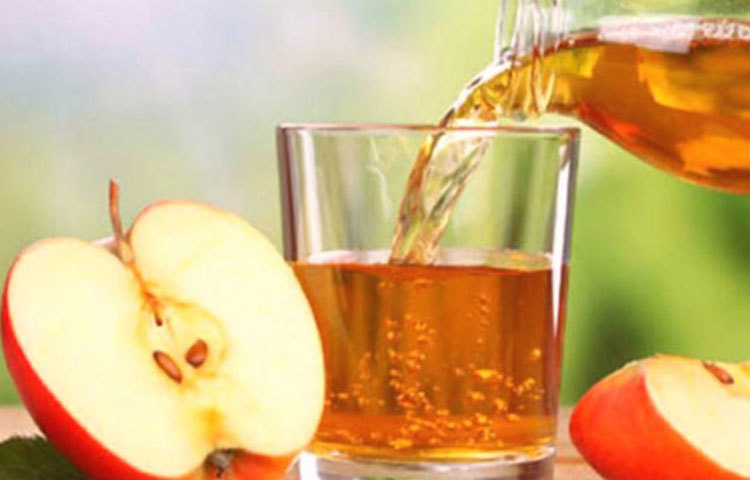 অ্যাপেল সিডার ভিনিগার : এটি চর্বি কমিয়ে যকৃতের ওজন কমানোর মাধ্যমে আপনার লিভারকে সুস্থ রাখে। হালকা গরম পানিতে এক চামচ অ্যাপেল সিডার ভিনিগার যোগ করে খাবার আগে দু বার খান।