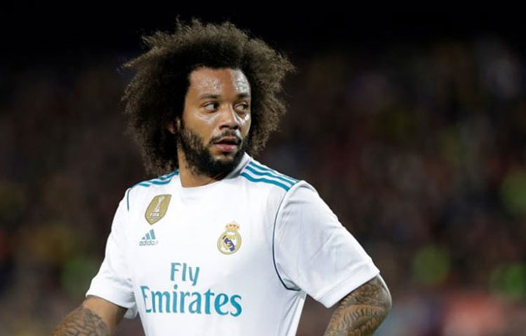 মার্সেলো ভিয়েরা (রিয়াল মাদ্রিদ/ব্রাজিল)।