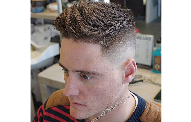 লংগার অন টপ হেয়ারকাট।