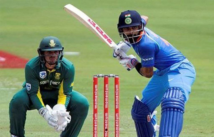 ২০১৮ সালে কেপটাউনে দক্ষিণ আফ্রিকার বিরুদ্ধে ১৬০ রানের বিধ্বংসী ইনিংস খেলেন বিরাট। ছয় উইকেট হারিয়ে ৩০৩ রান করে ভারত।