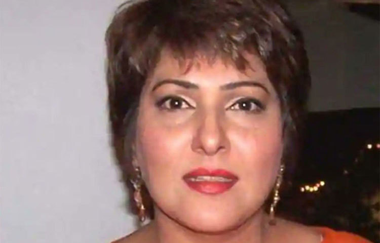 নবনীত নিশান : টিভি সিরিজ ‘তারা’-র অভিনেত্রী অলোক নাথের নাম না করেই বিনতাকে সমর্থন করেন।