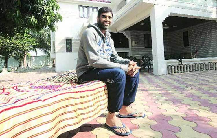 আন্তর্জাতিক ক্রিকেট থেকে অবসর নিলেও দুবাইয়ে টি-১০ লীগে খেলবেন মুনাফ। এছাড়া ক্রিকেট ছাড়ার পর কোচিংয়ে আসারও পরিকল্পনা রয়েছে তার।