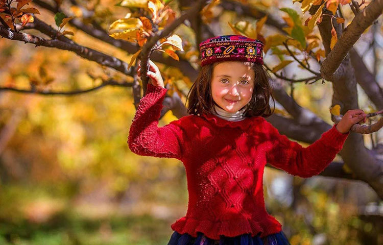 শিশুকাল থেকেই এদের সৌন্দর্য হয়ে ওঠে অতুলনীয়।