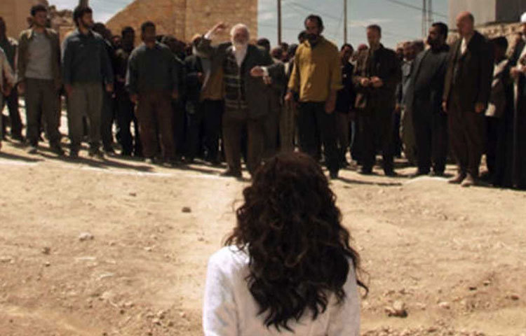 সৌদি আরব : সৌদি আরব এবং সোমালিয়ার মতো ইসলামিক দেশগুলোতে পরকীয়াকে বিরাট অপরাধের চোখে দেখা হয়। স্বামী বা স্ত্রী যে কারও অভিযোগ প্রমাণিত হলে জরিমানা, নির্বিচার আটক, জেল, মারধর এমনকি মৃত্যদণ্ড অবধি হতে পারে।