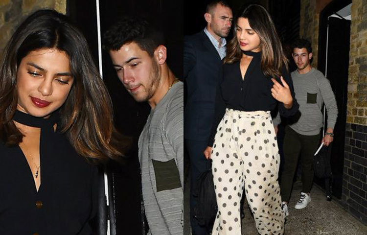 নিক-প্রিয়াঙ্কার বিয়ের ছবি কেনা নিয়ে মুখে কুলুপ এঁটেছেন এই তারকা জুটিও।