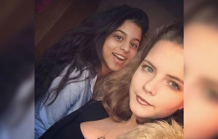 হাস্যোজ্জ্বল ও স্বতঃস্ফূর্ত সুহানা।