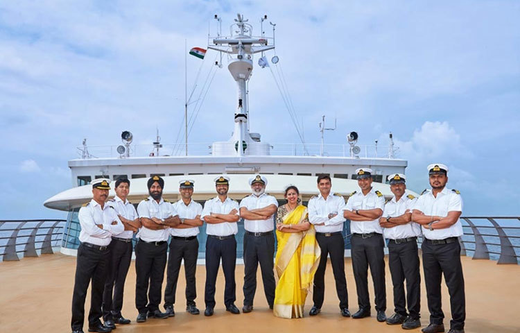 ক্রুজের নাম ‘আংরিয়া’ কেন হল, জানিয়েছেন লীনা কামাত প্রভু। কোনো ভারতীয় লাক্সারি ক্রুজ লাইনারের তিনিই প্রথম মহিলা ম্যানেজিং ডিরেক্টর।