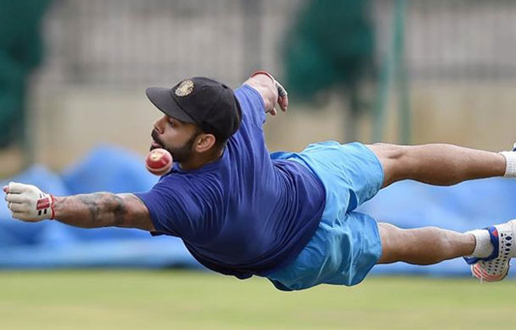 ‘পেশার তাগিদে আমাকে ফিট থাকতে হয়। কিন্তু আমি যেভাবে নিজেকে মানসিকভাবে তৈরি করেছি তাতে বলতে পারি, ক্রিকেটে না থাকলেও আমার এই ফিটনেস নিয়ে খুতখুতে ভাব থাকবেই। সবার আগে নিজের মানসিকতা ঠিক করতে হবে। নিজেকে ফিট রাখার জন্য অঙ্গীকারবদ্ধ হলে আর কোনো মোটিভেশন-এর প্রয়োজন নেই।’