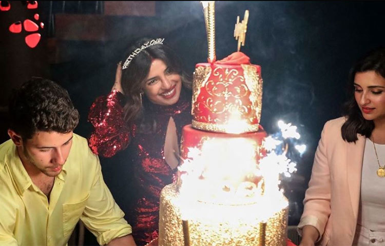 ১৮ জুলাই ৩৭ বছরে পা দিয়েছেন প্রিয়াঙ্কা চোপড়া জোনাস। এবারের জন্মদিনে পেলেন তিনি ব্যতিক্রমী উপহার।