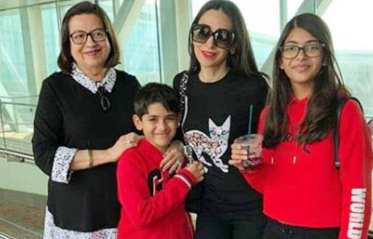 করিশমা ও সঞ্জয়ের দুটি সন্তান। তাদের মেয়ের নাম সামিরা ও ছেলের নাম কিয়ান।