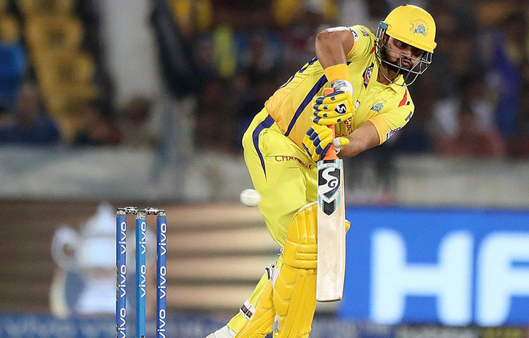 সুরেশ রায়না আইপিএলের অন্যতম সফল ব্যাটসম্যান হলেও একেবারেই আত্মবিশ্বাসী মনে হয়নি তাকে, তাই  দ্রুত আউট হয়ে যাওয়াটা সতীর্থদের মনোবলও ভেঙে দিয়েছিল।