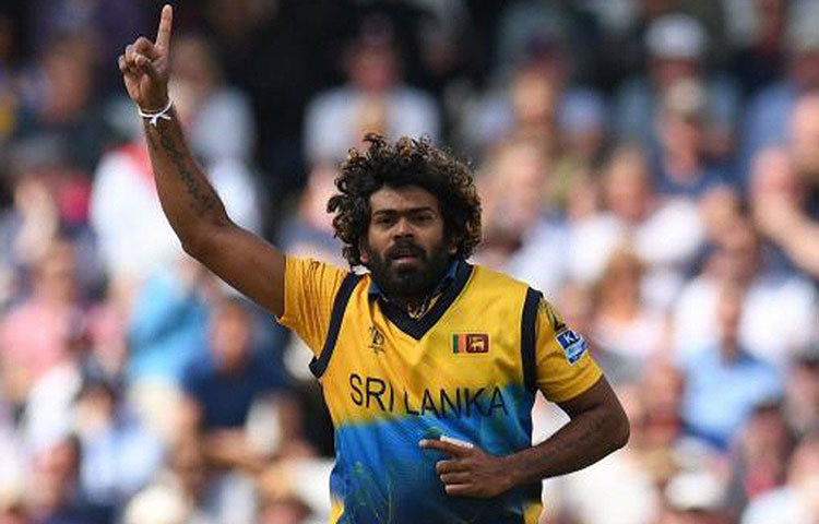 লাসিথ মালিঙ্গা (২০১১): বিশ্বকাপের ইতিহাসে একমাত্র বোলার যিনি দু’বার হ্যাটট্রিক করেছেন। ২০০৭ সালের পর ২০১১ সালে কেনিয়ার বিরুদ্ধে হ্যাটট্রিক করেন তিনি। ৪২তম ওভারের শেষ বলে এবং ৪৪তম ওভারের প্রথম দুই বলে উইকেট নেন তিনি। ৩৮ রানে চ’উইকেট নিয়ে ম্যাচের সেরাও হন তিনি।