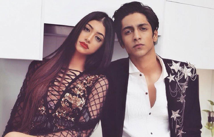 আলান্যার ভাই আহানও ইন্টারনেট সেনসেশন। ইনস্টাগ্রামেও জনপ্রিয় তিনি। ভবিষ্যতে অভিনেতা হওয়ার স্বপ্ন দেখেন।