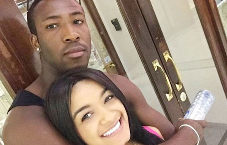 রাসেল একাধিকবার সাক্ষাৎকারের সময় স্ত্রী জেসিম লোরার কথা উল্লেখ করেছেন। এর আগেও রাসেল বারবার বলেছেন, সুন্দরী জেসিম লরা তাকে কমপ্লিট ম্যান হিসাবে গড়ে উঠতে সাহায্য করেছেন।