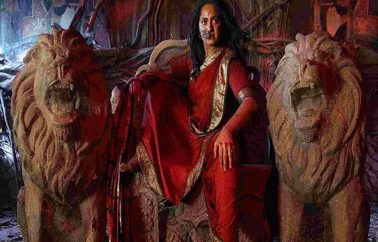 তিনি প্রচুর মালয়ালম, তামিল এবং তেলুগু সিনেমা করেছেন। ‘রুদ্রমা দেবী’, ‘অরুন্ধতী’, ‘সাইজ জিরো’, ‘বাহুবলি’... তালিকাটা দীর্ঘ।