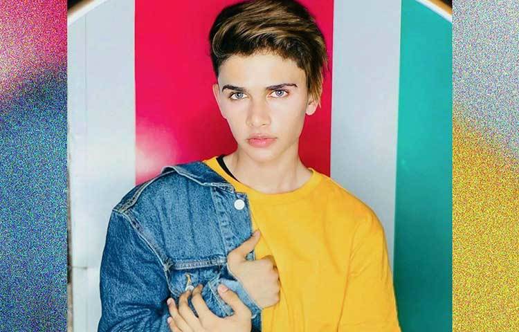 লাকি ডান্সার: প্রকৃত নাম আরহান খান। ১৪ বছর বয়স থেকে টিকটকে নাচের ভিডিও শেয়ার করে আসছেন। এখন বয়স ১৭ বছর। ফলোয়ার সংখ্যা ১ কোটি ৭০ হাজার। টিকটকের জনপ্রিয়তার সৌজন্যে আরহান নিজের ডান্স ওয়ার্কশপও চালাচ্ছেন।