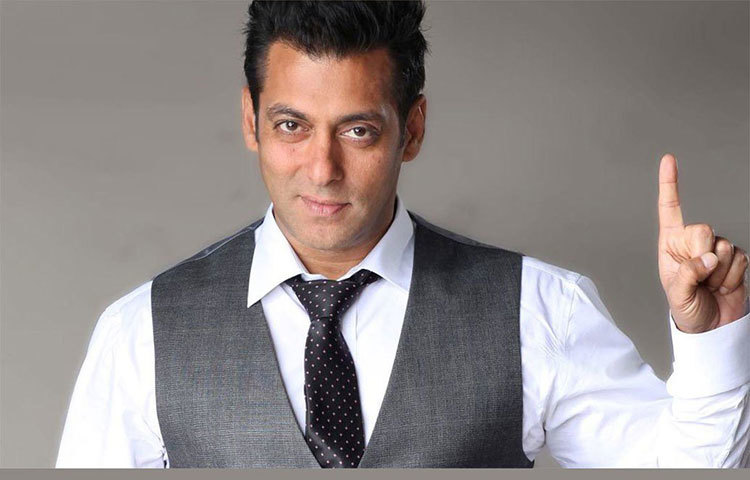 আমির খান বা শাহরুখ খানদের মতো ফি বছরে মাত্র একটা বা দুটো ফিল্মে দেখা যায় সালমান খানকেও। তবে ভাববেন না, তাতে তার আয় কিছু কম হচ্ছে। শুধুমাত্র একটা বিজ্ঞপনী ছবি বা ব্র্যান্ড প্রমোশন থেকে সালমানের গত বছরে নিয়েছিলেন আনুমানিক ৪০ কোটি টাকা।