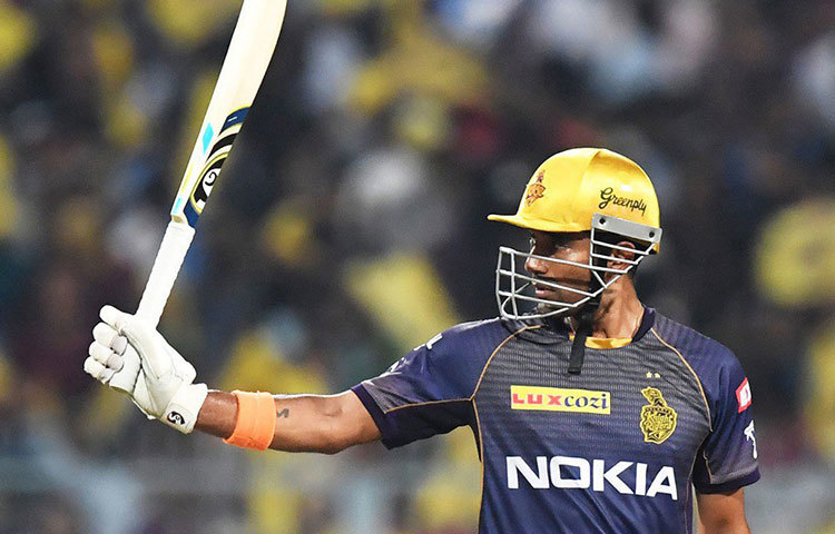 রবীন উথাপ্পা: তিন নম্বরে নামতে পারেন রবীন উথাপ্পা। গত ম্যাচগুলোতে চাপের মুখে যথেষ্ট ভালো পারফরম্যান্স ছিল তার। নীতীশ রাণার সঙ্গে জুটিও চমৎকার। গত ম্যাচে জরুরি ৩৩ রান করেছেন।