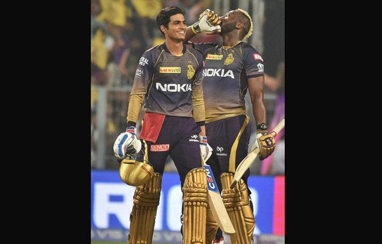 শুভমন গিল: সাত নম্বরে নামার কথা শুভমন গিলের। আইপিএলের প্রথম ম্যাচে পর পর দুইটি ছয় মেরে দলকে জয়ের পথ দেখিয়েছেন তিনি। চাপের মুখে দলতে জেতানোর ক্ষমতাও রাখেন।