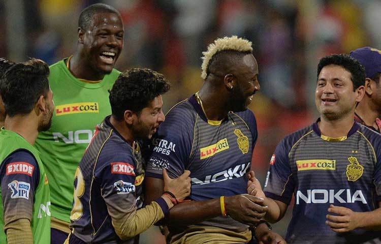 এখন আইপিএলে কেকেআর টিমে খেলছেন আন্দ্রে রাসেল।