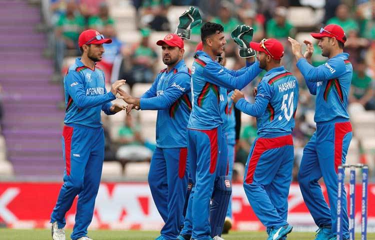 আফগানিস্তান: বিশ্বকাপে দ্বিতীয়বার সুযোগ পাওয়া আফগানিস্তান ব্যাট বলে চমক দিলেও মোট ২টি ক্যাচ তারা হাতছাড়া করেছেন। তবে অন্যান্য পুরো টিমের থেকে তাদের পরিসংখ্যান ভালো।