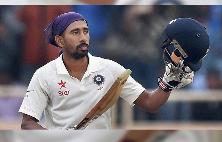 ঋদ্ধিমান সাহা: টেস্টে তিনিই ছিলেন দেশের প্রথম পছন্দের কিপার। কিন্তু চোট ও খারাপ ব্যাটিং ফর্ম বার বার পিছিয়ে দিয়েছে তাকে। পান্থ এসে যাওয়ায় দ্বিতীয় কিপার হয়েই থাকতে হবে তাকে।