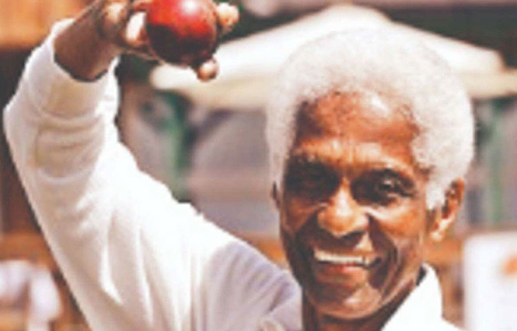 তাই চিন্তায় রয়েছেন আগামী সপ্তাহে ক্রিকেট থেকে অবসর নেয়ার পর কীভাবে কাটাবেন অবসর সময়।