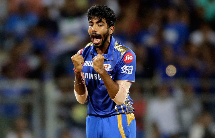 দশ নম্বরে থাকছেন তিন ফরম্যাটের ক্রিকেটেই সিদ্ধহস্ত যশপ্রীত বুমরা। মুম্বাই ইন্ডিয়ানসের পেস স্তম্ভ ১৬ ম্যাচে ১৯টি উইকেট পেয়েছেন। গড় ২১.৫২। ইকনমি রেট ৬.৬৩। বুমরার স্পেলে ভর করে টুর্নামেন্ট জিতে নিল মুম্বাই।