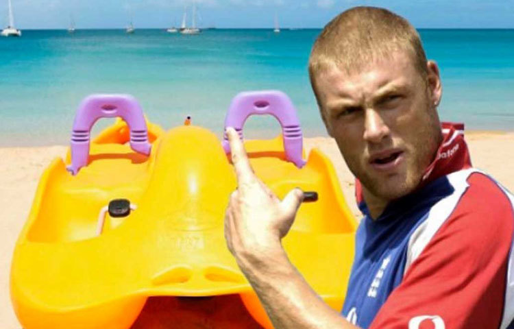 ২০০৭ সালে বিশ্বকাপের আগে মদ্যপ অবস্থায় প্যাডেল বোট-এ সওয়ার হওয়ার জন্য একটা ম্যাচের জন্য নিষিদ্ধ হন ইংল্যান্ডের অ্যান্ড্রু ফ্লিনটফ। জানা গিয়েছিল, তার সঙ্গে অন্য সদস্যরাও ছিলেন। তিনি নাকি এতটাই মদ্যপ ছিলেন যে, প্যাডেল বোট থেকে জলে পড়েও গিয়েছিলেন।