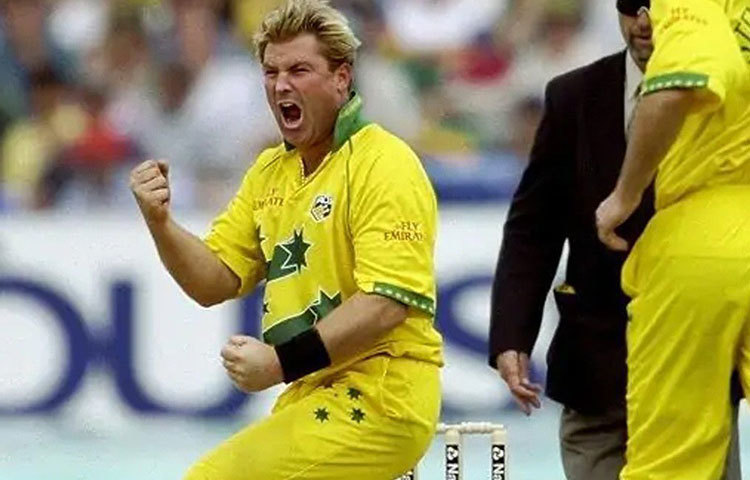 শেন ওয়ার্ন থাকবেন স্পিন ব্যাটারির দায়িত্বে। ১৯৯৯ বিশ্বকাপেই ২০ উইকেট তুলে নেন ওয়ার্ন। চ্যাম্পিয়ন বোলার ওয়ার্নের লেগস্পিনে কামাল করেছিল অস্ট্রেলিয়া।