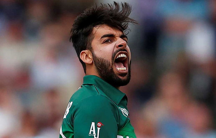 শাদাব খান: দলের বোলিং লাইনআপের অন্যতম অস্ত্র। মোক্ষম সময়ে উইকেট নিয়ে বিপক্ষকে চাপে ফেলতে দলের অন্যতম ভরসা। এছাড়াও ব্যাট হাতেও তিনি বেশ স্বছন্দ।