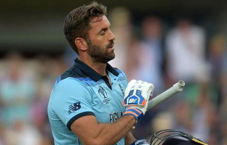 লিয়াম প্লাঙ্কেট: পরের বিশ্বকাপে হয়তো দেখা যাবে না ইংল্যান্ডের তারকা সিমার লিয়াম প্লাঙ্কেটকেও। সেই ২০০৫ সাল থেকে আন্তর্জাতিক ক্রিকেট খেলছেন তিনি। দেখতে দেখতে ইংল্যান্ডের বোলিং বিভাগের প্রধান ভরসা হয়ে উঠেছিলেন তিনি।