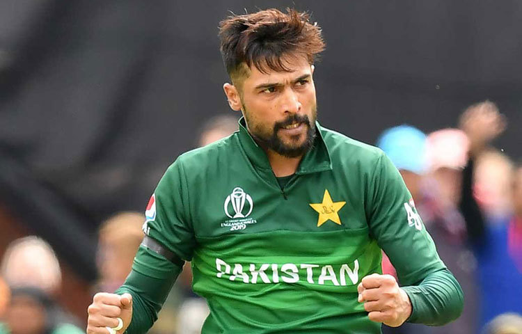 মহম্মদ আমির: দলের পেস আক্রমণের মূল অস্ত্র আমির। গতি এবং সুইংয়ের মেলবন্ধনে বিপক্ষের ব্যাটিং লাইনআপকে ধ্বংস করে দিতে পারেন এই পেসার। পাক শিবিরের ‘পাওয়ার হাউস’ আমির কি পারবেন রোহিত, বিরাটদের পরাস্ত করতে। সেই দিকেই তাকিয়ে সরফরাজরা।