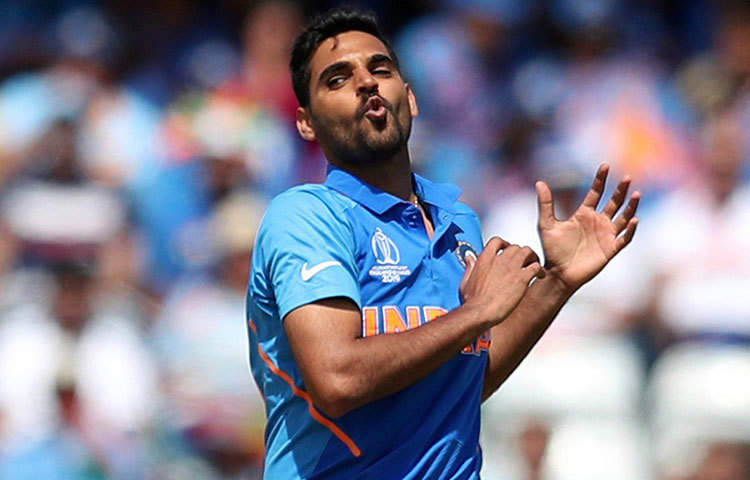 ভুবনেশ্বর কুমার: দলের আরেক পেসার তিনিই। এই দলের দ্বিতীয় অভিজ্ঞ পেসার ভুবি। ওয়েস্ট ইন্ডিজ সফরে ভুবি-শামি জুটি তাদের সেই পুরনো ফর্ম দেখাতে পারেন কিনা, সেদিকেই নজর থাকবে সবার।