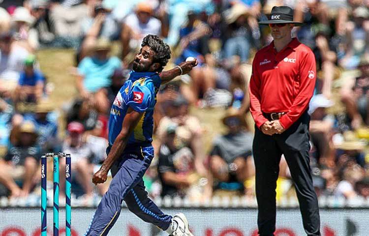 নুয়ান প্রদীপ, বোলার: আন্তর্জাতিক স্তরে ৩৪টি একদিনের ম্যাচে ৩৮টি উইকেট পেয়েছেন তিনি। গত ৭ বছর দলের থাকলেও নিয়মিত হতে পারেননি কোনো দিনই।