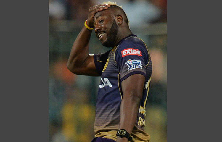 পাঁচ বছর আন্তর্জাতিক ক্রিকেট খেলছেন এই তারকা। প্রথম তিনি নজরে আসেন ২০১৫ সালে ওয়েস্ট ইন্ডিজের হয়ে দক্ষিণ আফ্রিকাকে ম্যাচ জিতিয়ে। সে ম্যাচে ৪০ বলে ৬৪ করেছিলেন রাসেল।