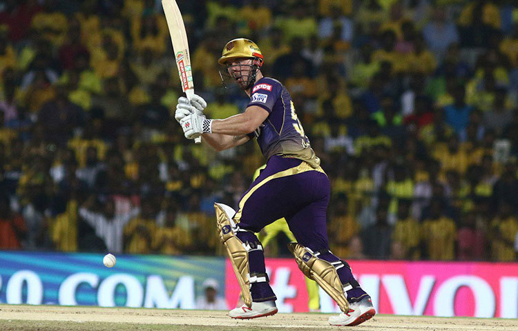 ম্যাচে ওপেন করার কথা ক্রিস লিনেরই। তার সঙ্গে নারাইনের জুটি দলকে সহজে জয়ের পথে দেখিয়েছে আগের কিছু ম্যাচে।