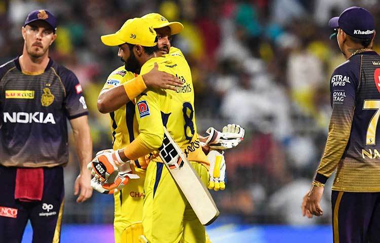 প্রথমত কলকাতা নাইট রাইডার্সের বোলিং শক্তি খুব একটা ভালো কাজ করছে এমনটা নয়। কোনো ম্যাচে কুলদীপ ভালো খেলছেন, কোনো ম্যাচে হ্যারি গার্নি, কখনও বা সুনীল নারাইন। বোলিং স্তম্ভের প্রত্যেকেই ধারাবাহিকভাবে ভালো খেললে এতটা সমস্যায় পড়তে হতো না।