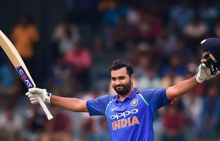 রোহিত শর্মা (ওপেনার) সহঅধিনায়ক।