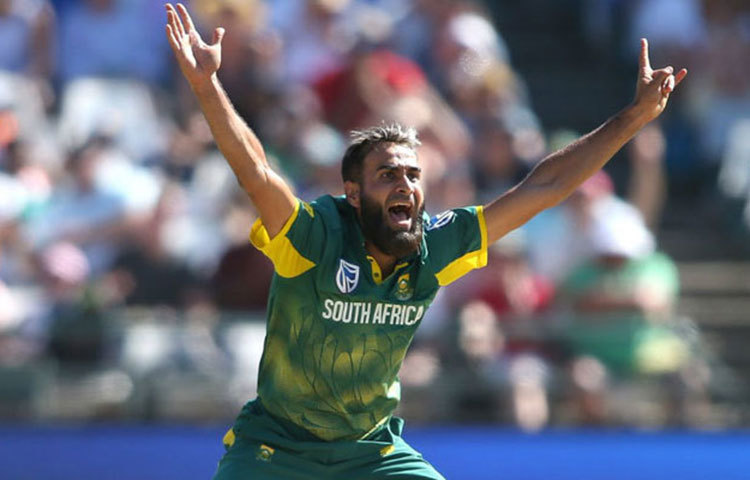 ইমরান তাহির (দক্ষিণ আফ্রিকা): ২০১৯ সালের আইপিএলের পার্পেল ক্যাপ জয়ী বর্ষীয়ান ইমরান তাহির আগেই ঘোষণা করে দিয়েছেন বিশ্বকাপ খেলেই আন্তর্জাতিক ক্রিকেট থেকে অবসর নিতে চান। তাই তাহিরের শেষ বিশ্বকাপ ইংল্যান্ডেই।