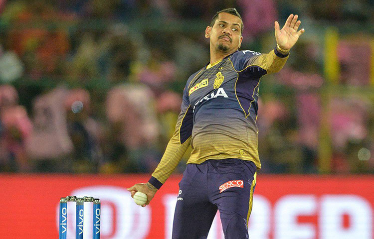 লিনের সঙ্গে শুরুতে সুনীল নারাইন দ্রুত রান তুলতে সক্ষম। নারাইনের ঝোড়ো ইনিংস বিপক্ষের বোলারদের ভয় পাওয়াতে পারবেন বলেই আশা নাইটদের। স্পিনার হিসাবেও তিনি যথেষ্ট দক্ষ।