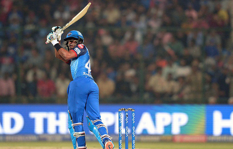 শ্রেয়স আইয়ার: শুধু নির্বাচকদেরই নয়, বহু প্রাক্তন ক্রিকেটারের নজর কেড়েছেন। প্রাক্তন অজি অধিনায়ক রিকি পন্টিংকেও শ্রেয়সের হয়ে সওয়াল করতে দেখা গিয়েছে। গত ম্যাচেও দুর্দান্ত পারফরম্যান্স ছিল দলের অধিনায়কের।