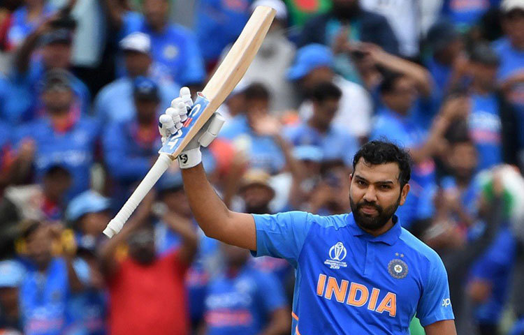 ৯ রানে রোহিতের সহজ ক্যাচ ফেলেন তামিম। প্রাণ ফিরে পাওয়া রোহিত আর দাড়াতেই দেননি বিপক্ষকে। ৯২ বলে ১০৪ রান করে তিনিই এ দিনের ম্যাচের সেরা।