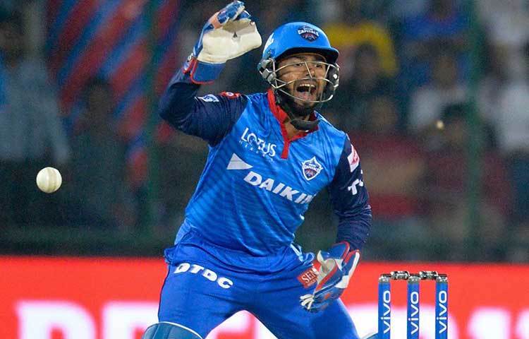 ঋষভ পান্থ: এই মুহূর্তে সবার নজর রয়েছে ঋষভের দিকে। বিশ্বকাপে চূড়ান্ত তালিকায় নাম ওঠার সম্ভাবনা রয়েছে। প্রথম দুটি ম্যাচেই ব্যাট হাতে নজর কেড়েছেন।