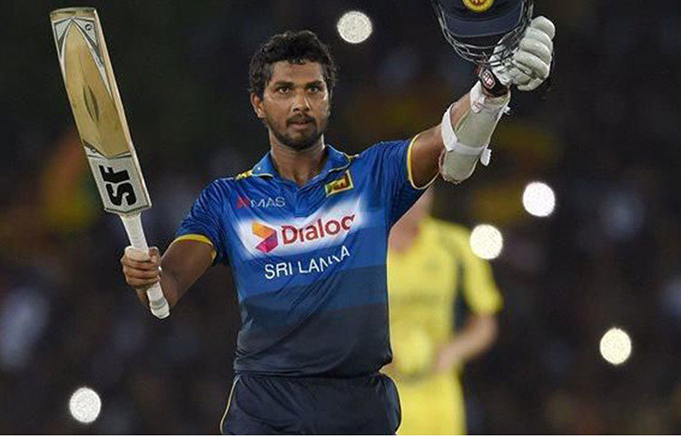 দীনেশ চান্দিমল: শ্রীলঙ্কার অন্যতম অভিজ্ঞ ক্রিকেটার। ১৪৬টি একদিনের ম্যাচ খেলা চান্দিমলের ব্যাটিং গড় ৩২-এর বেশি। মিডল অর্ডারের অন্যতম ভরসা হতে পারতেন। যদিও এবার বিশ্বকাপে শ্রীলঙ্কা দলে সুযোগ পাননি ডানহাতি ব্যাটসম্যানটি।