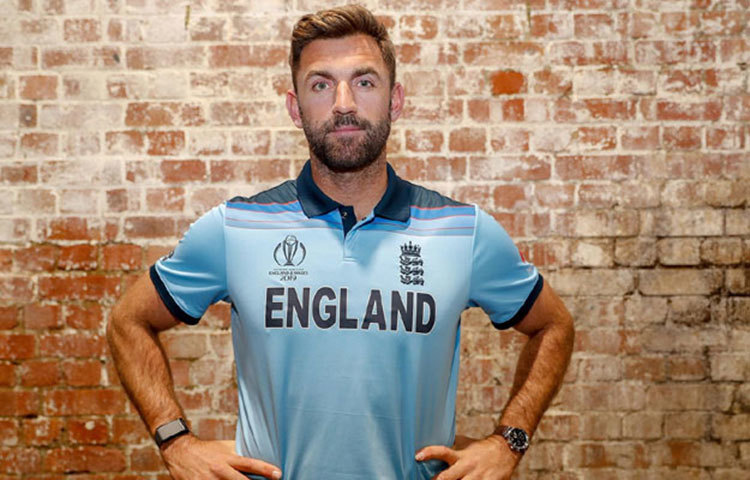 খাতায়-কলমে এখনও ইংল্যান্ডের ক্রিকেট সমর্থকরা ১৯৯২ বিশ্বকাপকে সৌভাগ্যের বলে মনে করেন।