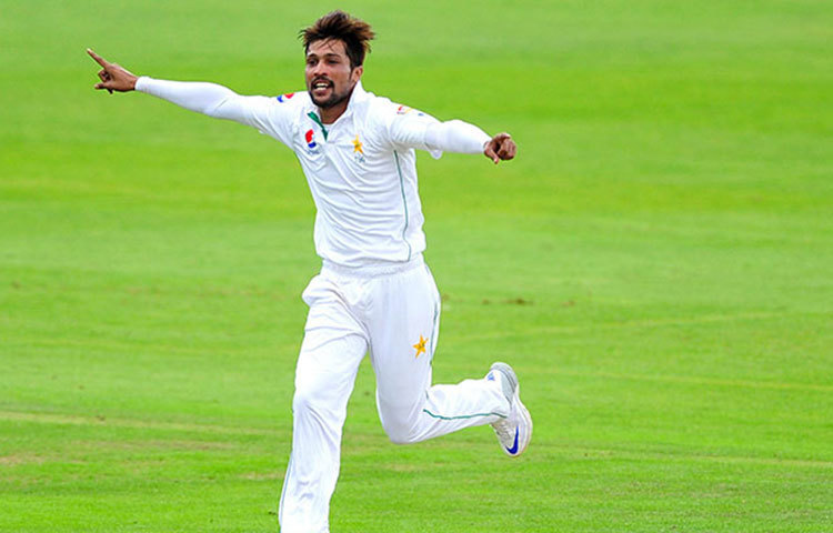 সামনেই আইসিসি টেস্ট চ্যাম্পিয়নশিপ। তার আগে আমিরের টেস্ট থেকে অবসর ভাবিয়ে তুলেছে পাকিস্তানের নির্বাচকদের। কারণ, আমিরকে রেখেই দল সাজিয়েছিল পাকিস্তান। এবার তার মতো সিনিয়র পেসার অবসরের সিদ্ধান্ত নেওয়ায় কাকে দায়িত্ব দেওয়া যেতে পারে, ভেবে সন্দিহান পাক নির্বাচকর মহল।