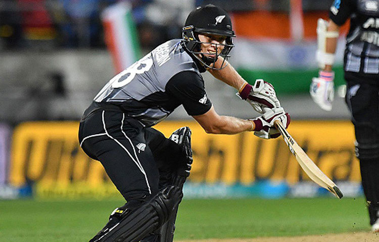 অকল্যান্ডে ভারত বনাম নিউজিল্যান্ডের দ্বিতীয় টি-টোয়েন্টি ম্যাচে স্কটকে তাড়া করেছিল মিটু বিতর্ক।