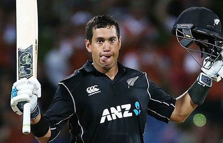 রোজ টেলর: নিউজিল্যান্ডের এই তারকার অভিজ্ঞতাই তাকে দলের ‘এক্স ফ্যাক্টর’ করে তুলেছে। ২০০টি ম্যাচ খেলে আট হাজারের বেশি রান করেছেন তিনি। দ্রুত রান তাড়া করতে এই কিউই তারকার বিকল্প খুব কমই রয়েছে দলে। মিডল অর্ডারেও রাজা তিনি।